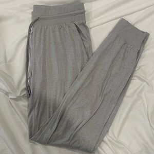 3/$50 Athleta joggers small tall grey